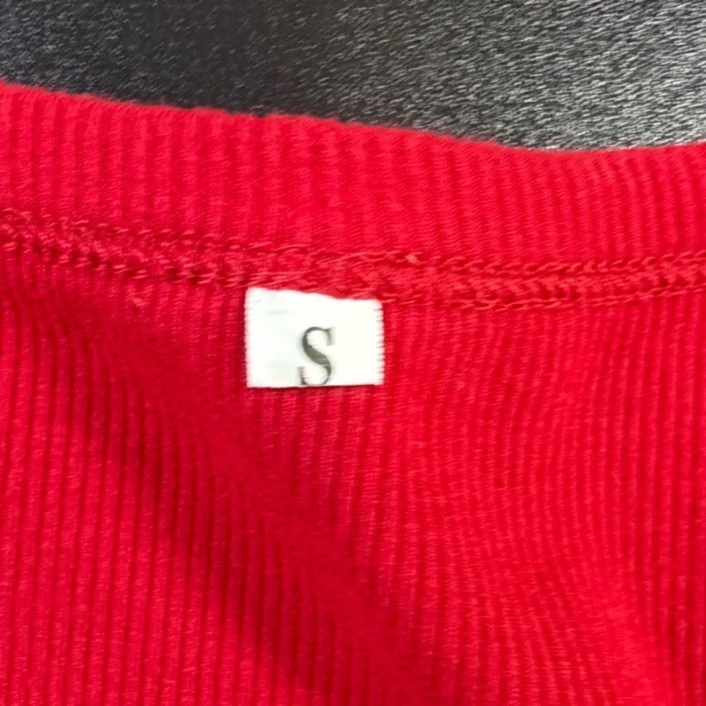 Women Red Ribbed Long Sleeve Scoop Neck Top Small Casual Basic Layering J10 - Picture 2 of 5